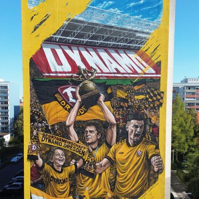 Fassade Graffiti Auftrag Dynamo Dresden Johannstadt Frontal